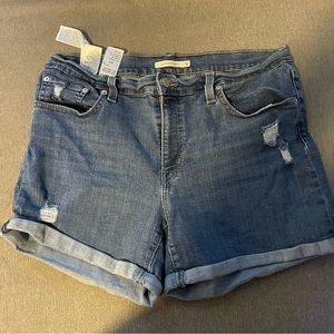 Levi’s jean shorts